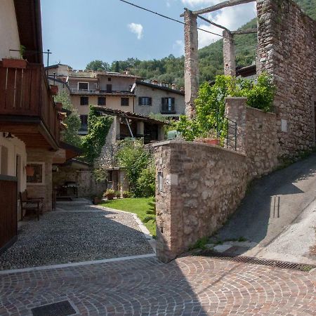 Charming Rustic House Villa Gardone Riviera Exterior photo