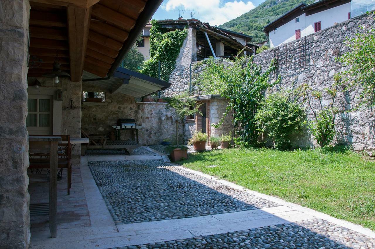 Charming Rustic House Villa Gardone Riviera Exterior photo